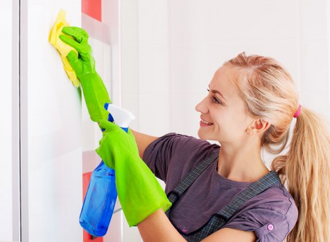 Professional end of tenancy cleaning in Finchley for a rental property kitchen