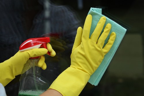 Professional cleaner in Finchley providing home cleaning support