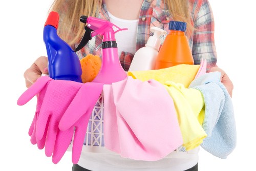 Move out cleaning for Finchley flats and houses with attention to access and detail