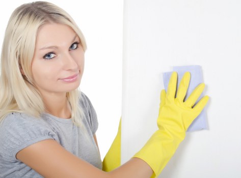 End of tenancy cleaner in Finchley preparing a property for new tenants